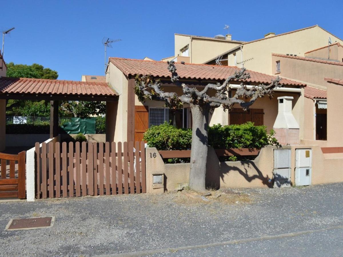 Maison 3 Pieces + Mezzanine, Terrasse, 300M Plage, 6 Couchages - Saint Pierre La Mer - Fr-1-229D-582 Bagian luar foto